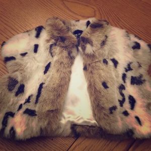 Adorable Fake fur vest
